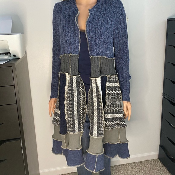 Sweater Cover up - Picture 1 of 1